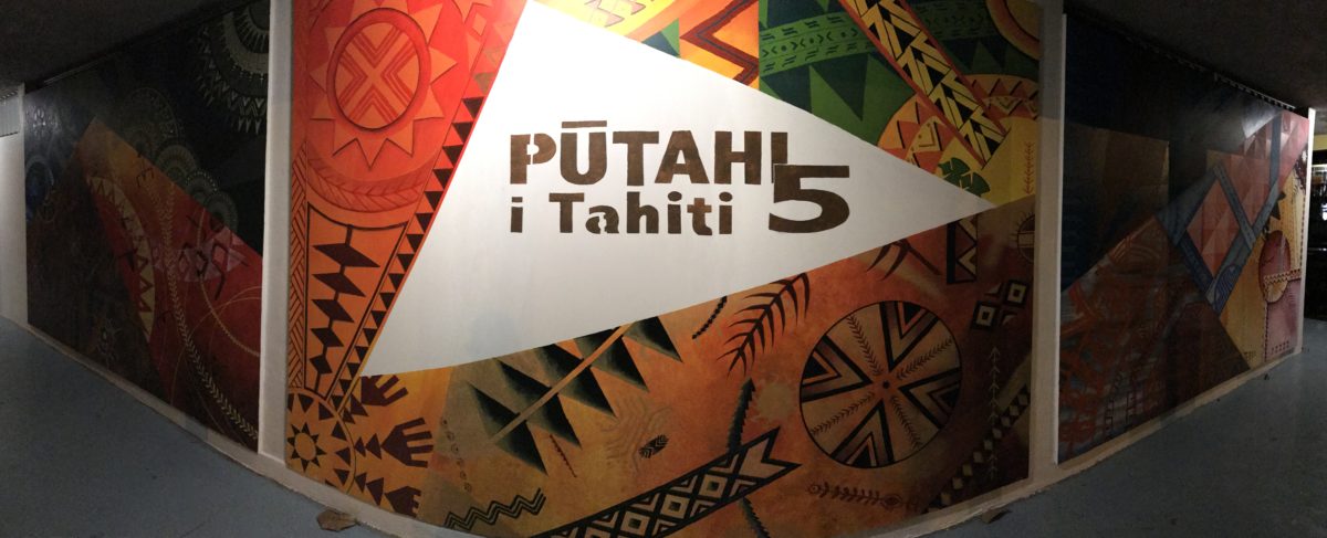 PŪTAHI 5 i Tahiti